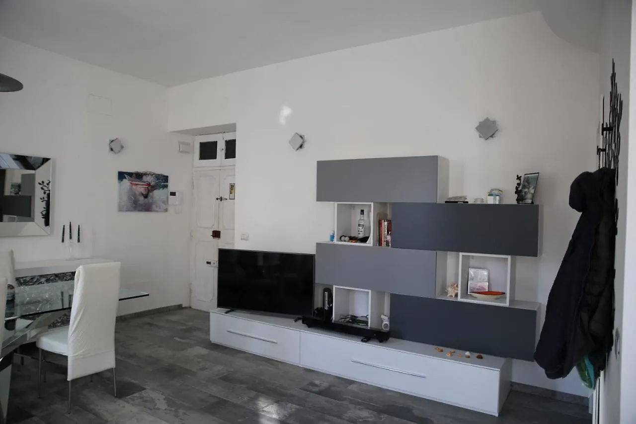 Apartment Alloggio Incantevole In Trastevere Rome