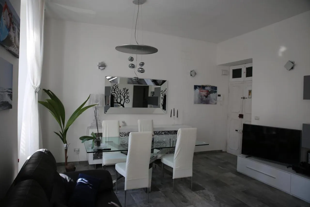 Alloggio Incantevole In Trastevere Rome Apartment