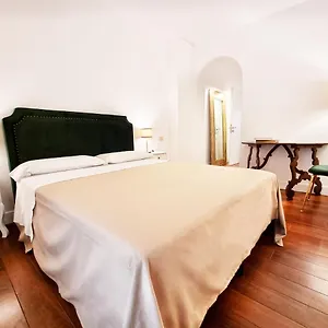 Charme & Chic San Giacomo Roma